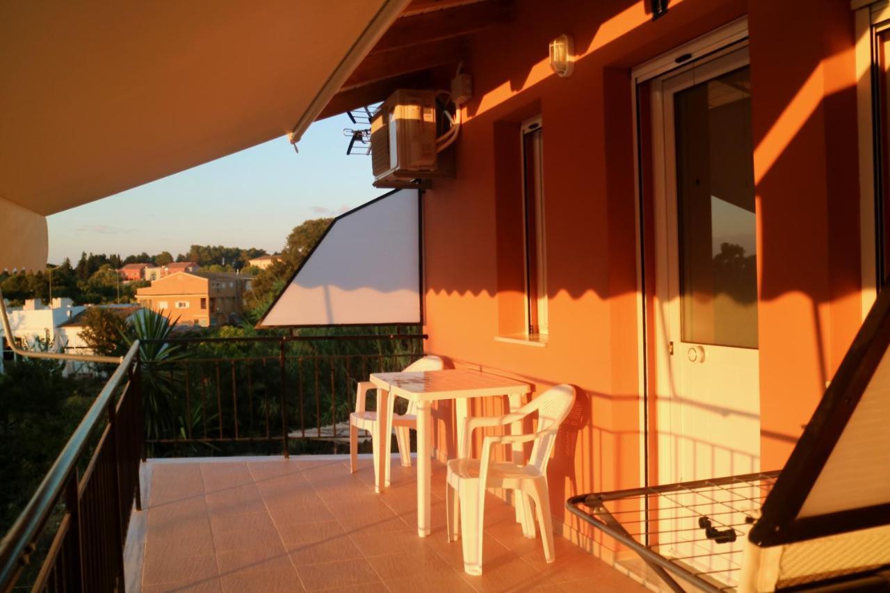 Christos Family Apartments Corfu  Exterior foto