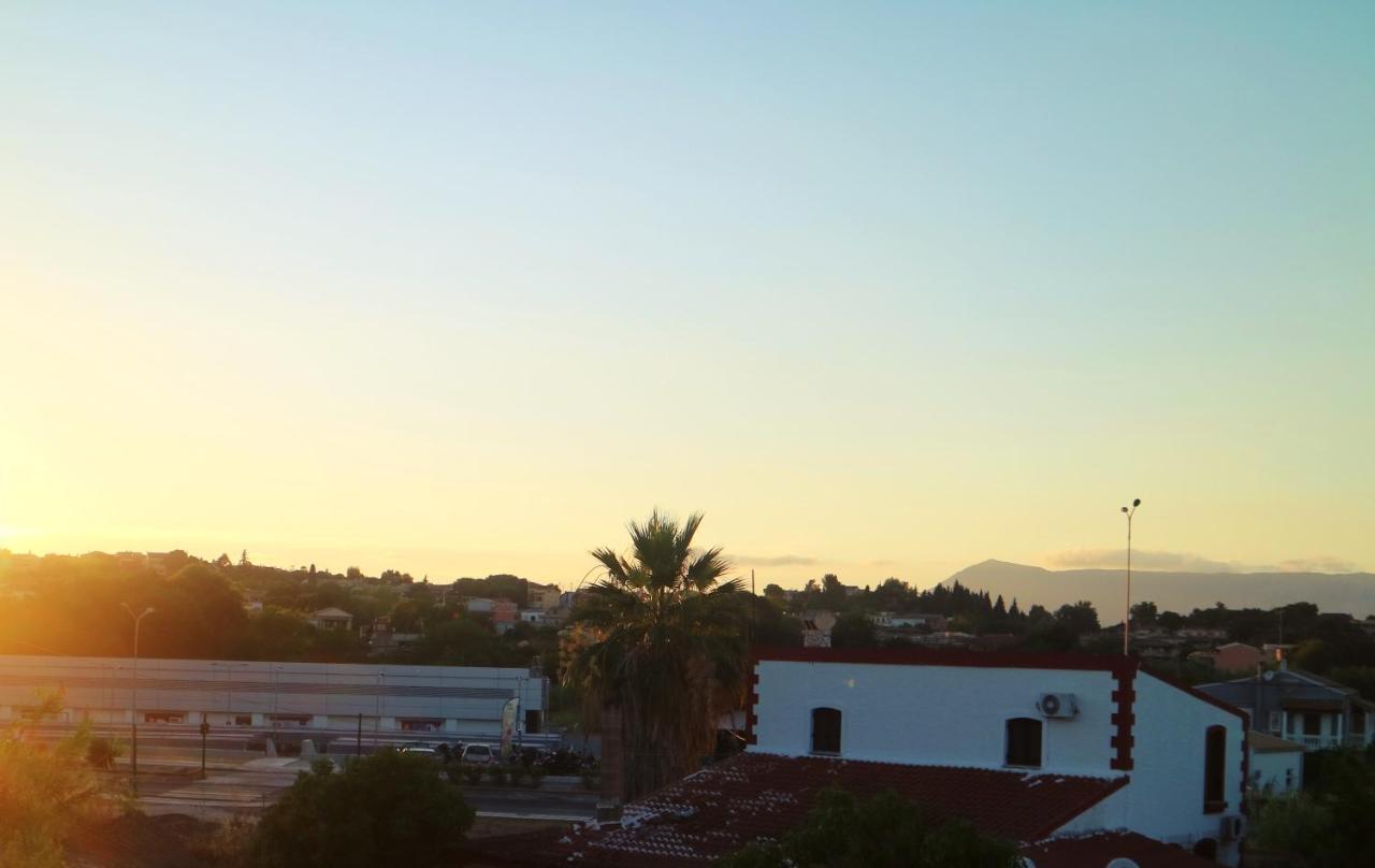 Christos Family Apartments Corfu  Exterior foto